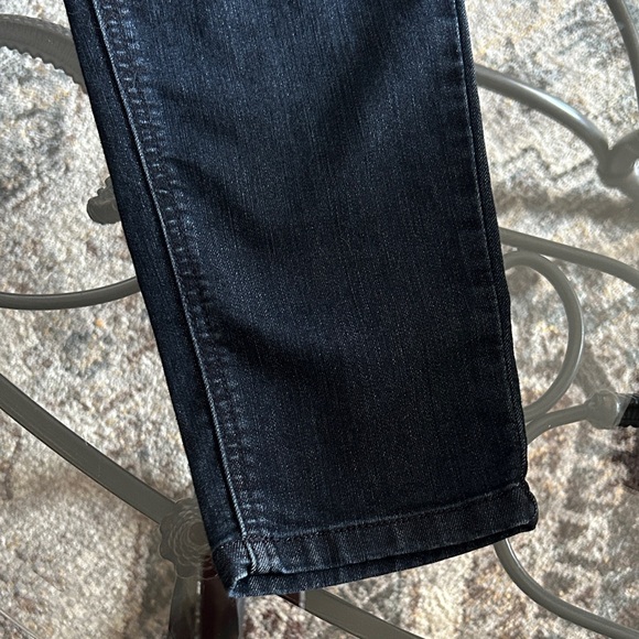 Democracy Women’s Six Pocket Skinny Jeans - Picture 6 of 6